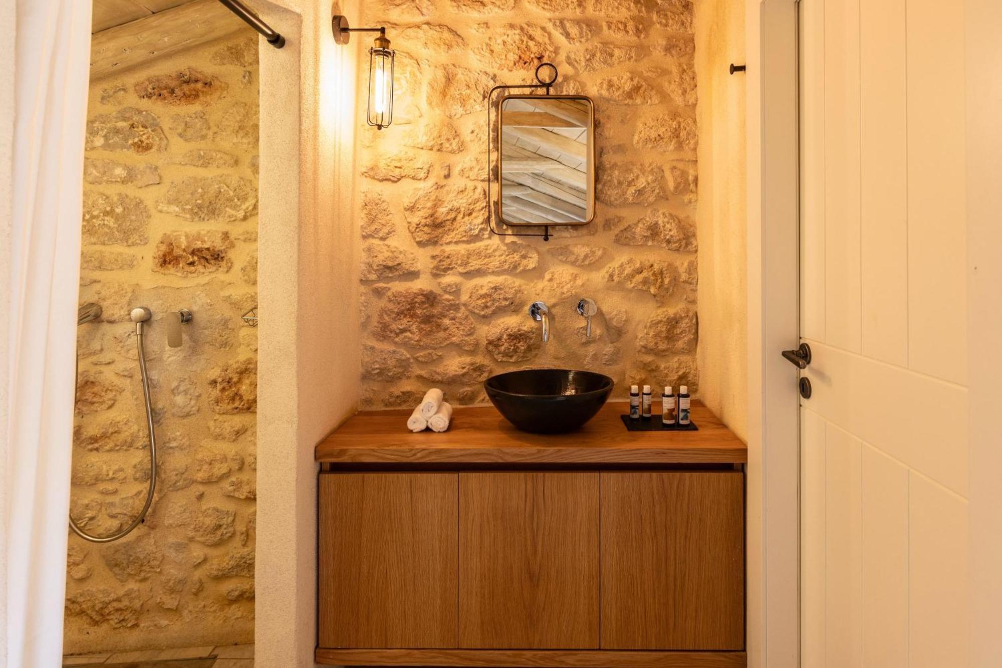 Korona Boutique Hotel Οίτυλο Εξωτερικό φωτογραφία